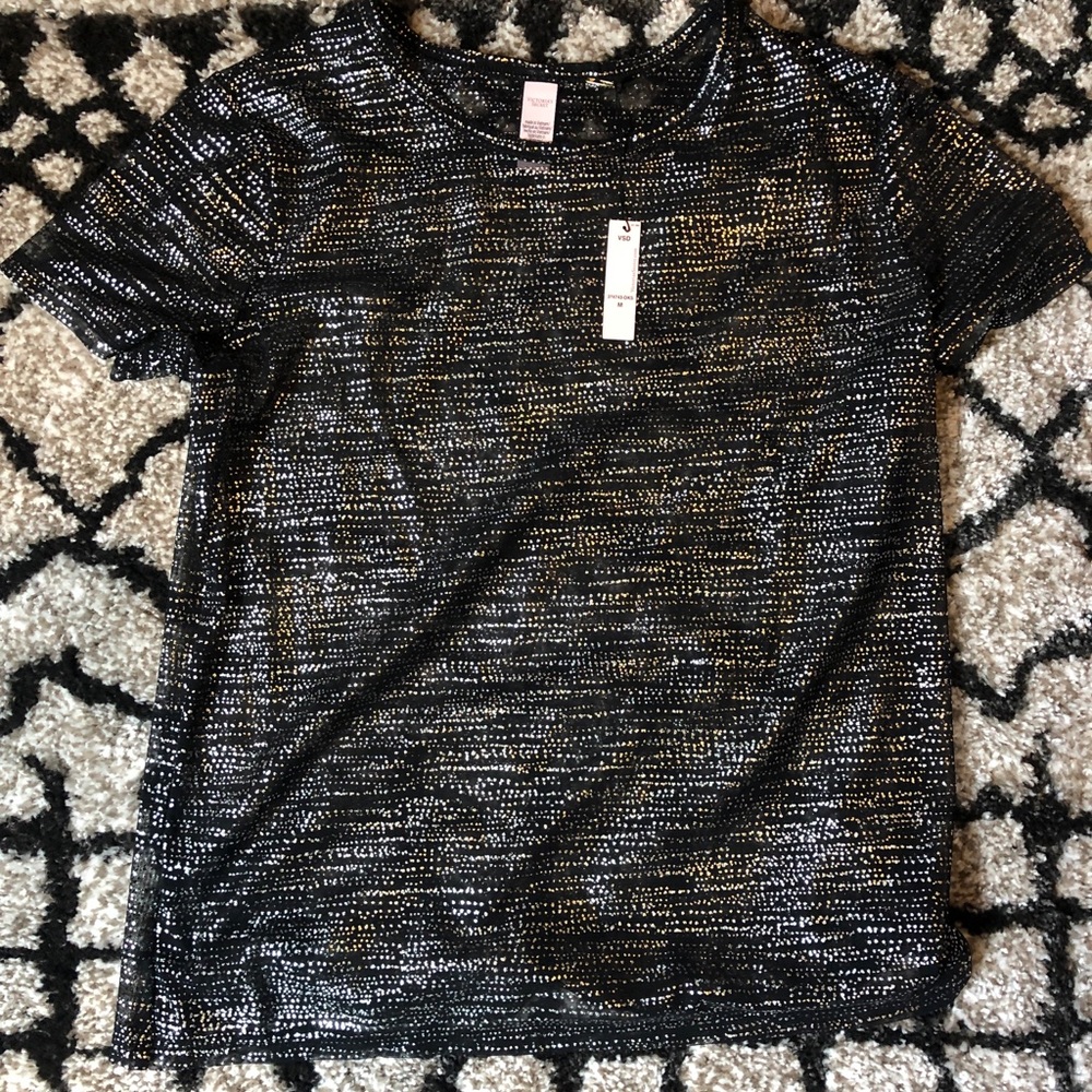 💕PINK NWT SHIMMERY TOP💕